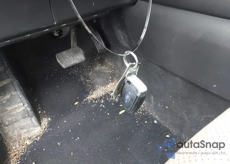 2022 Ford Escape Titanium z USA, uszkodzony, nr VIN 1FMCU9J94NUA14417